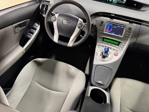 Used 2014 Toyota Prius Two image 45