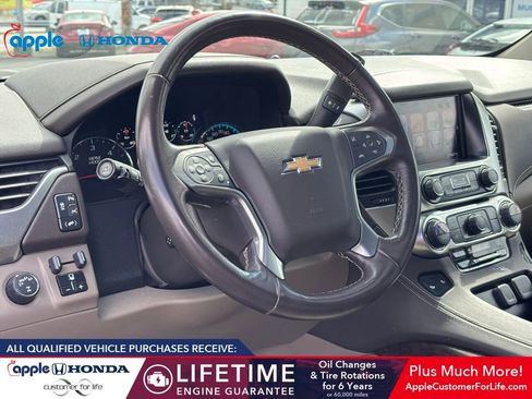 Used 2017 Chevrolet Tahoe LT w/ LT Signature Package image 7