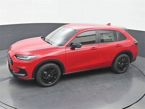 Certified 2026 Honda HR-V Sport image 22