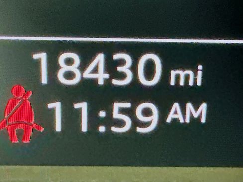 Used 2020 Audi e-tron Premium Plus image 20