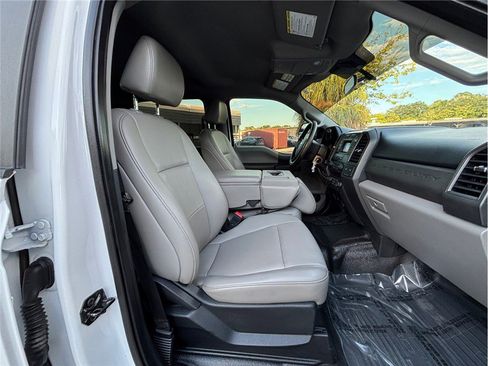 Used 2021 Ford F250 XL w/ Power Equipment Group image 34