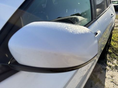 Used 2020 Jeep Cherokee Latitude Plus image 6