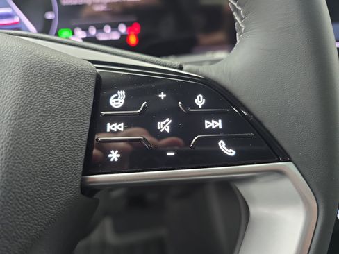 New 2025 Audi Q5 Premium image 18