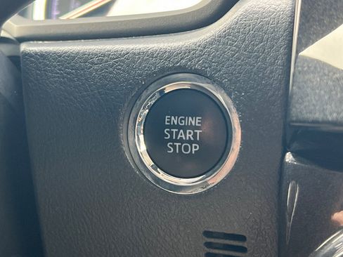 Certified 2024 Toyota 4Runner TRD Off-Road image 27