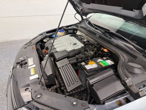 Used 2013 Volkswagen Jetta TDI FWD image 45