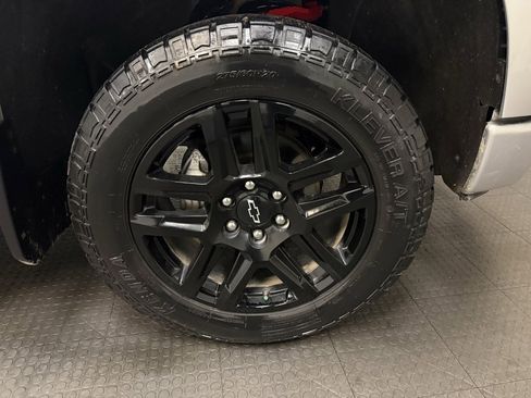 Used 2022 Chevrolet Silverado 1500 Custom w/ LPO, Dark Essentials Package image 13
