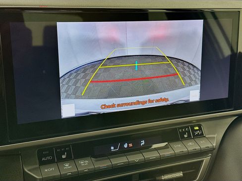 Used 2025 Toyota Camry XSE image 23