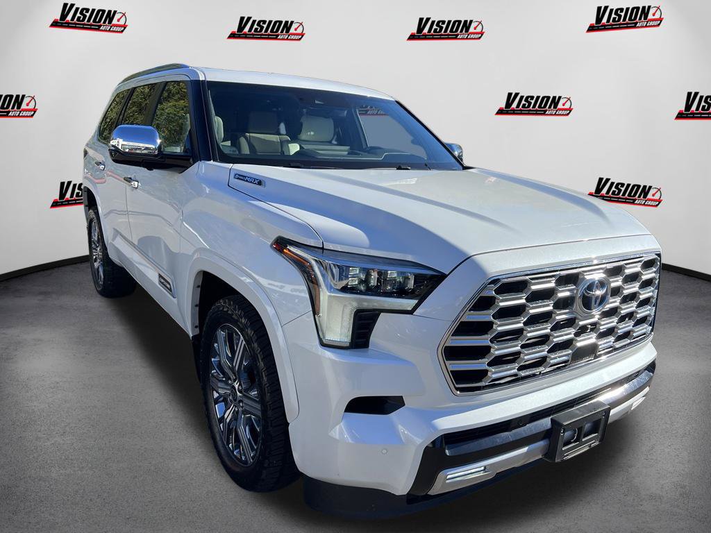 Used 2024 Toyota Sequoia Capstone AWD/4WD image 7