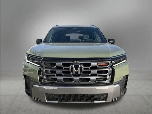 New 2026 Honda Pilot TrailSport image 8