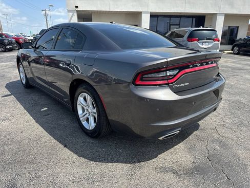 Used 2020 Dodge Charger SXT w/ Leather Interior Group RWD image 10