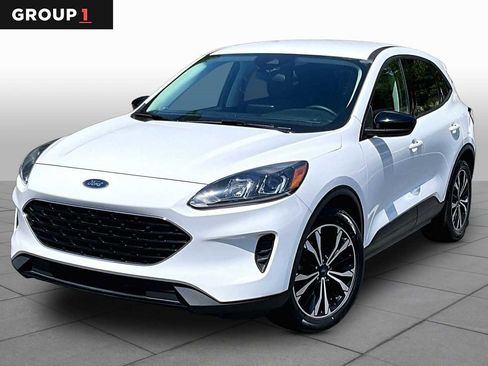 Used 2021 Ford Escape SE w/ SE Sport Appearance Package FWD image 1