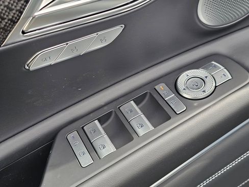 New 2026 Genesis GV80 3.5T e-SC image 32