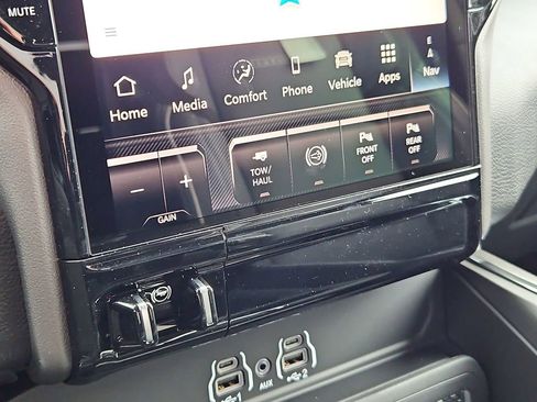 New 2026 RAM 2500 Laramie image 25