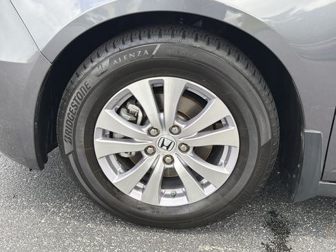 Used 2016 Honda Odyssey EX-L image 11