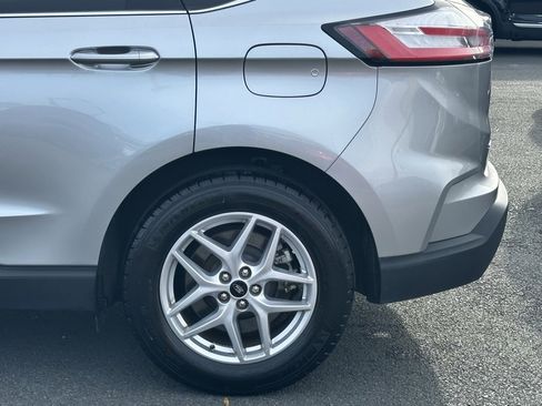 Used 2024 Ford Edge SEL image 32