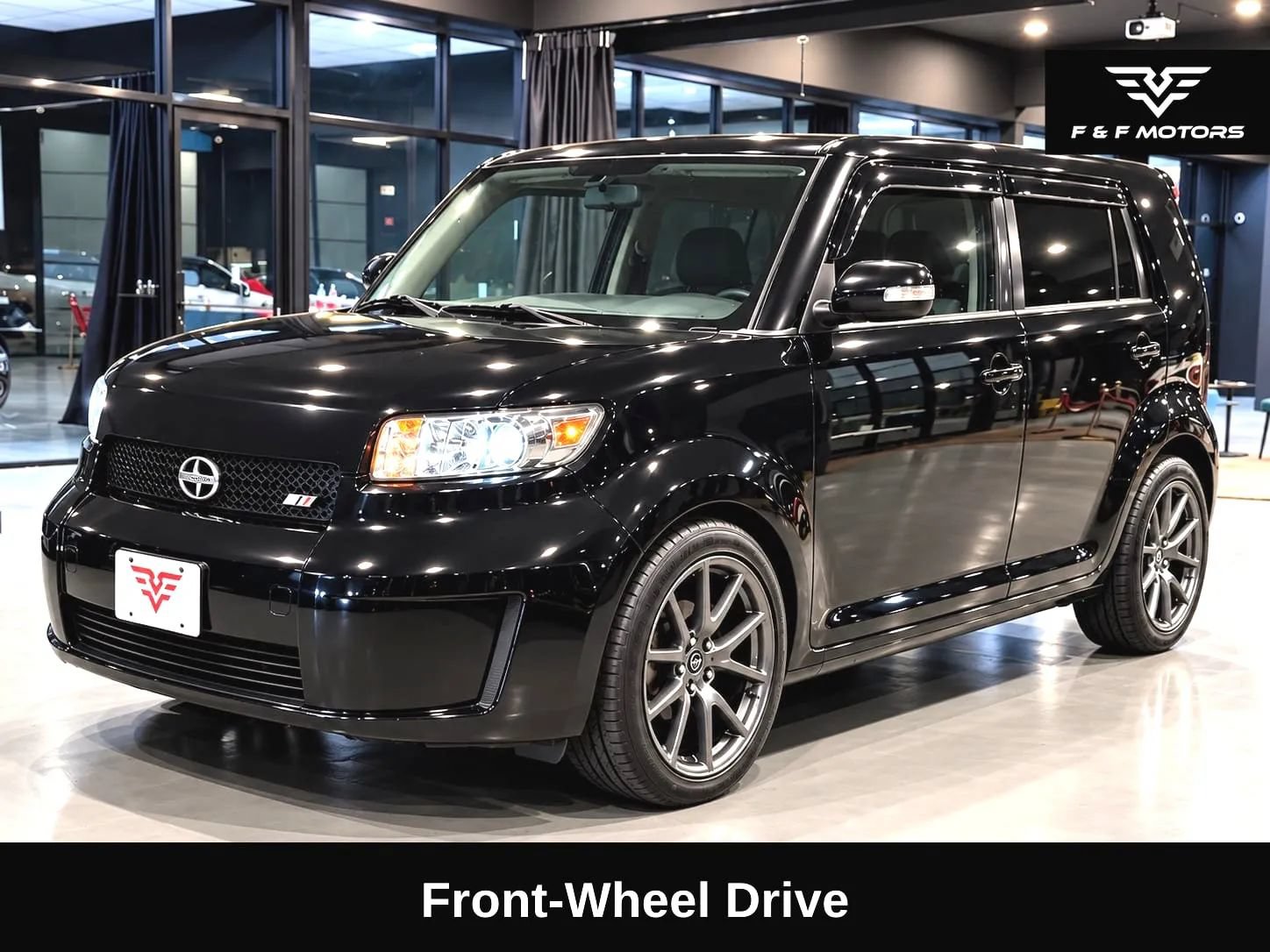 Used 2008 Scion xB FWD image 2