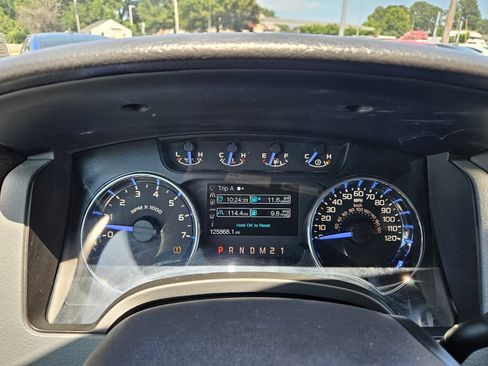 Used 2011 Ford F150 XLT w/ XLT Chrome Pkg AWD/4WD image 13