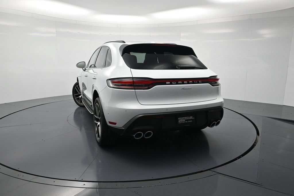 Used 2026 Porsche Macan Turbo AWD/4WD image 31