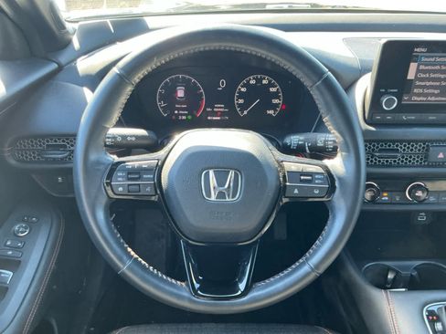 Used 2023 Honda HR-V Sport image 12