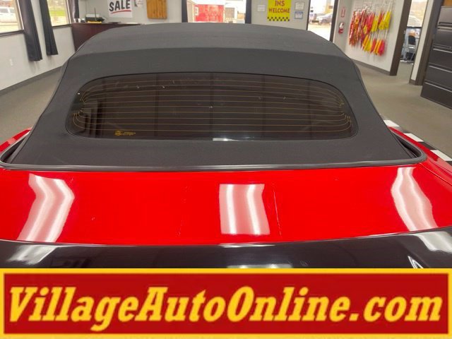 Used 2015 Ford Mustang Convertible RWD image 25