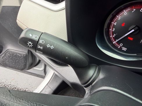 Used 2023 Toyota RAV4 XLE image 32