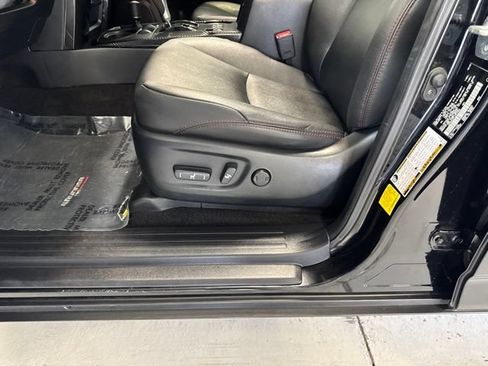 Used 2020 Toyota 4Runner TRD Off-Road Premium w/ Moonroof Package AWD/4WD image 39