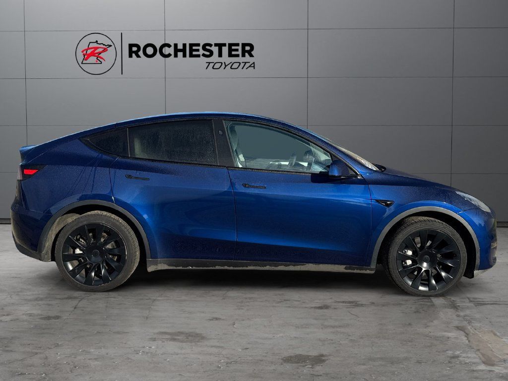 Used 2023 Tesla Model Y Long Range AWD/4WD image 6