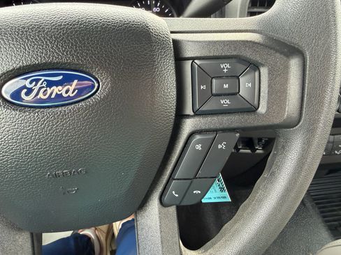 Used 2022 Ford F250 XL w/ Power Equipment Group image 16