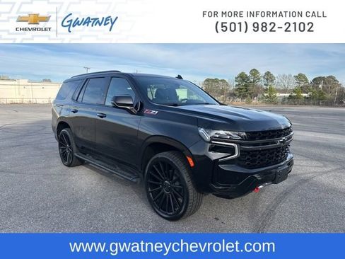 Used 2021 Chevrolet Tahoe Z71 w/ Z71 Signature Package image 3