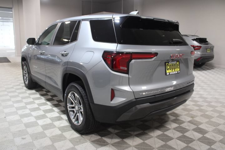 Used 2025 GMC Terrain Elevation AWD/4WD image 9