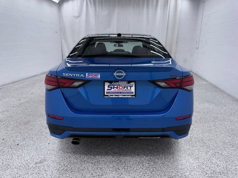 Used 2025 Nissan Sentra SR FWD image 3