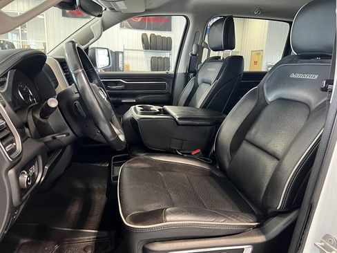 Used 2022 RAM 1500 Laramie w/ Off Road Group image 11
