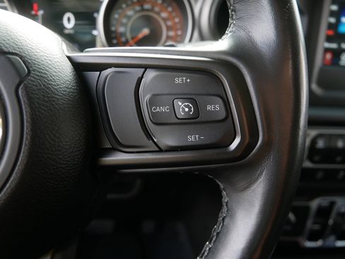 Used 2021 Jeep Wrangler Unlimited Sport image 27