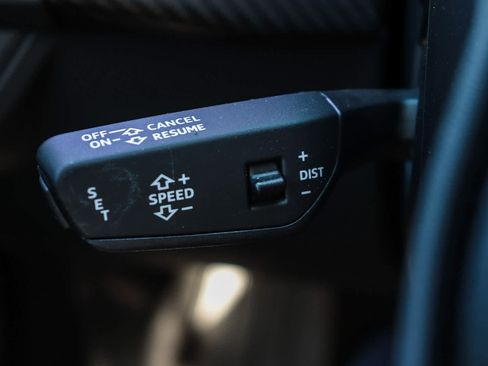 Used 2025 Audi RS e-tron GT performance w/ 21" Wheel Package image 34