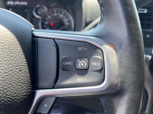 Used 2024 RAM 2500 Big Horn w/ Night Edition AWD/4WD image 33
