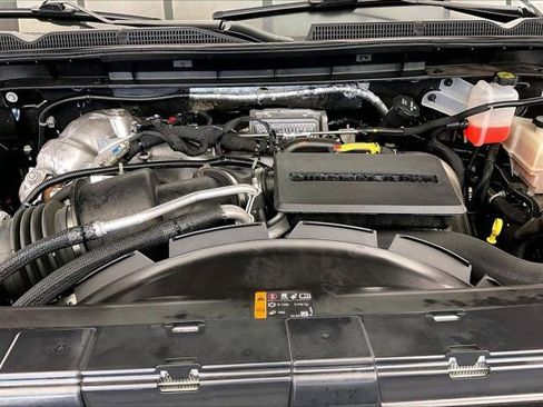 Used 2022 GMC Sierra 3500 Denali w/ Denali Ultimate Package image 9