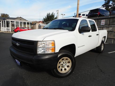 Used 2008 Chevrolet Silverado 1500 W/T w/ Skid Plate Package image 3