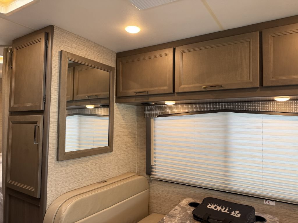 Used 2023 Ford E-350 and Econoline 350 Super Duty RWD image 45
