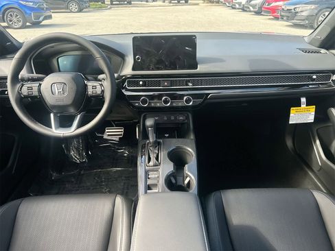 Used 2025 Honda Civic Sport Touring image 13