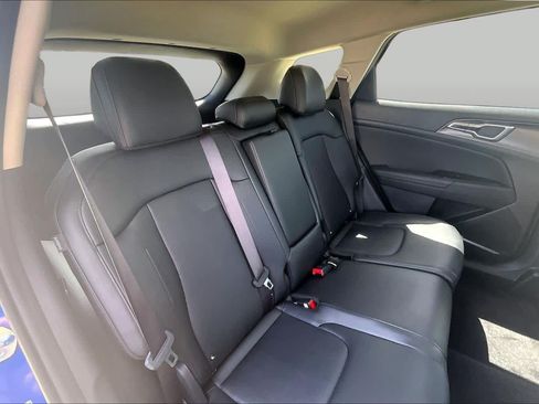 Certified 2026 Kia Sportage EX FWD image 19