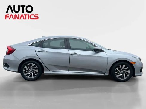 Used 2018 Honda Civic EX image 6