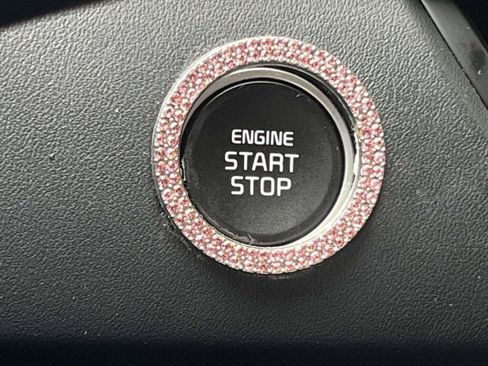 Used 2024 Kia Seltos EX AWD/4WD image 35