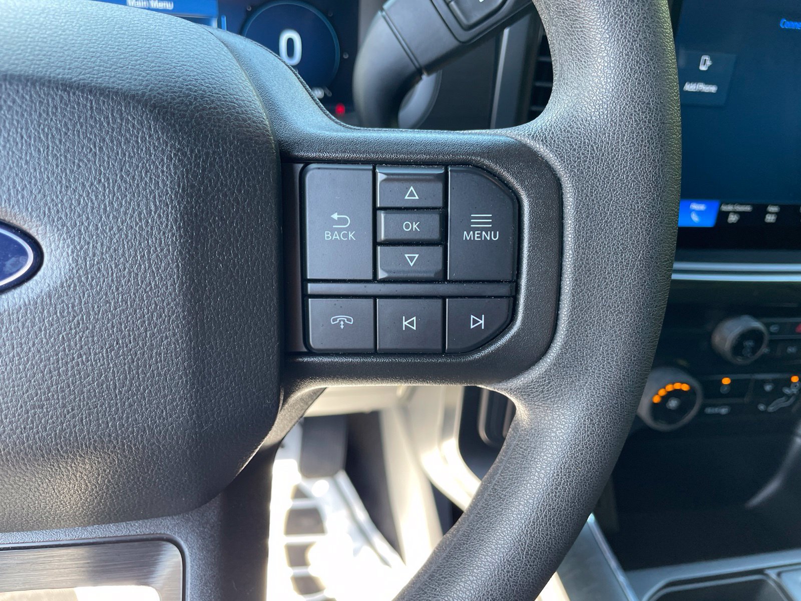 Used 2025 Ford F150 STX w/ Equipment Group 200A RWD image 17
