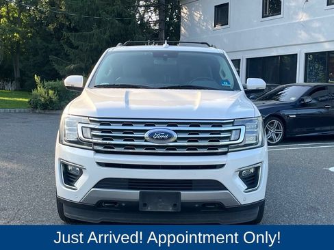 Used 2018 Ford Expedition Max Limited w/ Equipment Group 301A AWD/4WD image 2