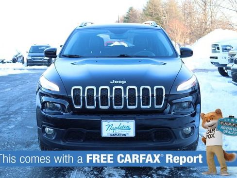 Used 2018 Jeep Cherokee Latitude Plus w/ Cold Weather Group image 2
