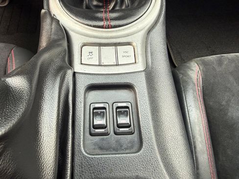 Used 2015 Subaru BRZ Limited w/ Popular Package #2B RWD image 23