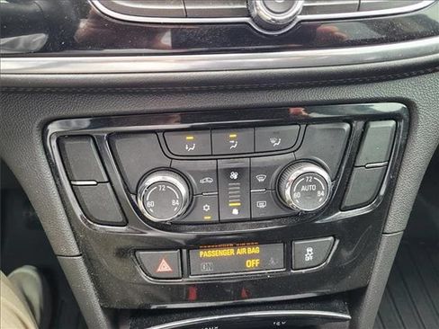 Used 2019 Buick Encore Sport Touring w/ Safety Package FWD image 17