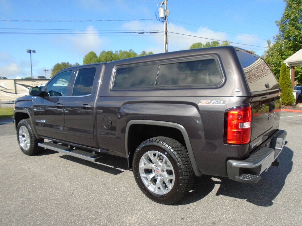 Used 2015 GMC Sierra 1500 SLE w/ SLE Value Package AWD/4WD image 8