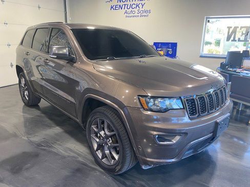 Used 2021 Jeep Grand Cherokee Limited image 1