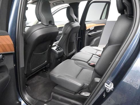 Used 2024 Volvo XC90 B6 Plus image 27